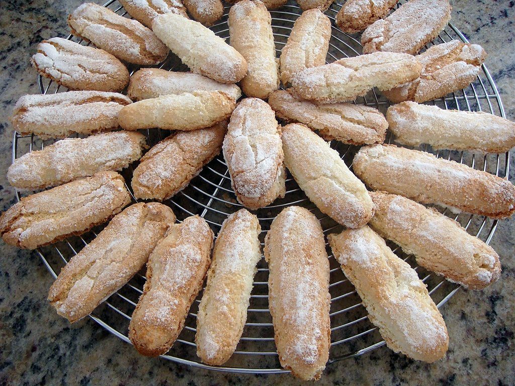 Biscoitos Champagne prontos