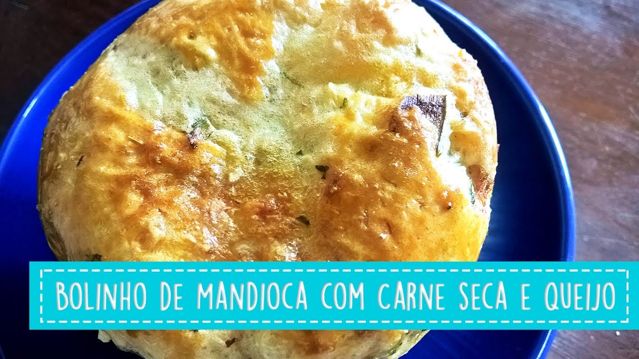 Bolinho de Mandioca com Carne Seca e Queijo