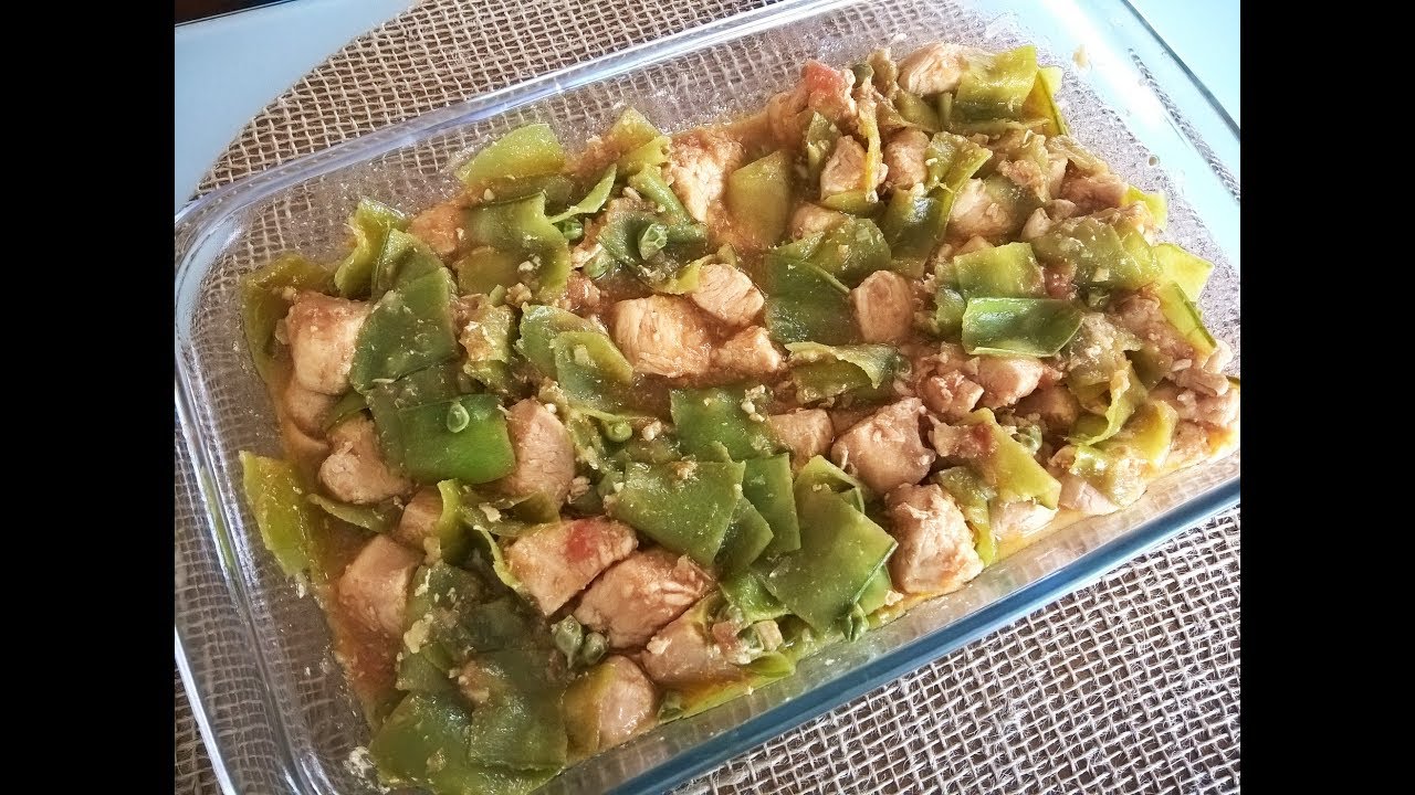 Peito de Frango com Ervilha Verde