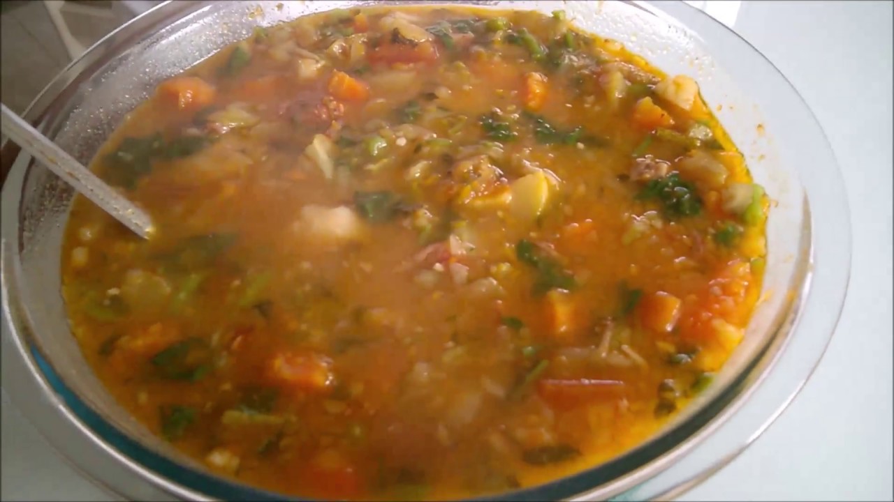 Sopa de legumes com Agrião