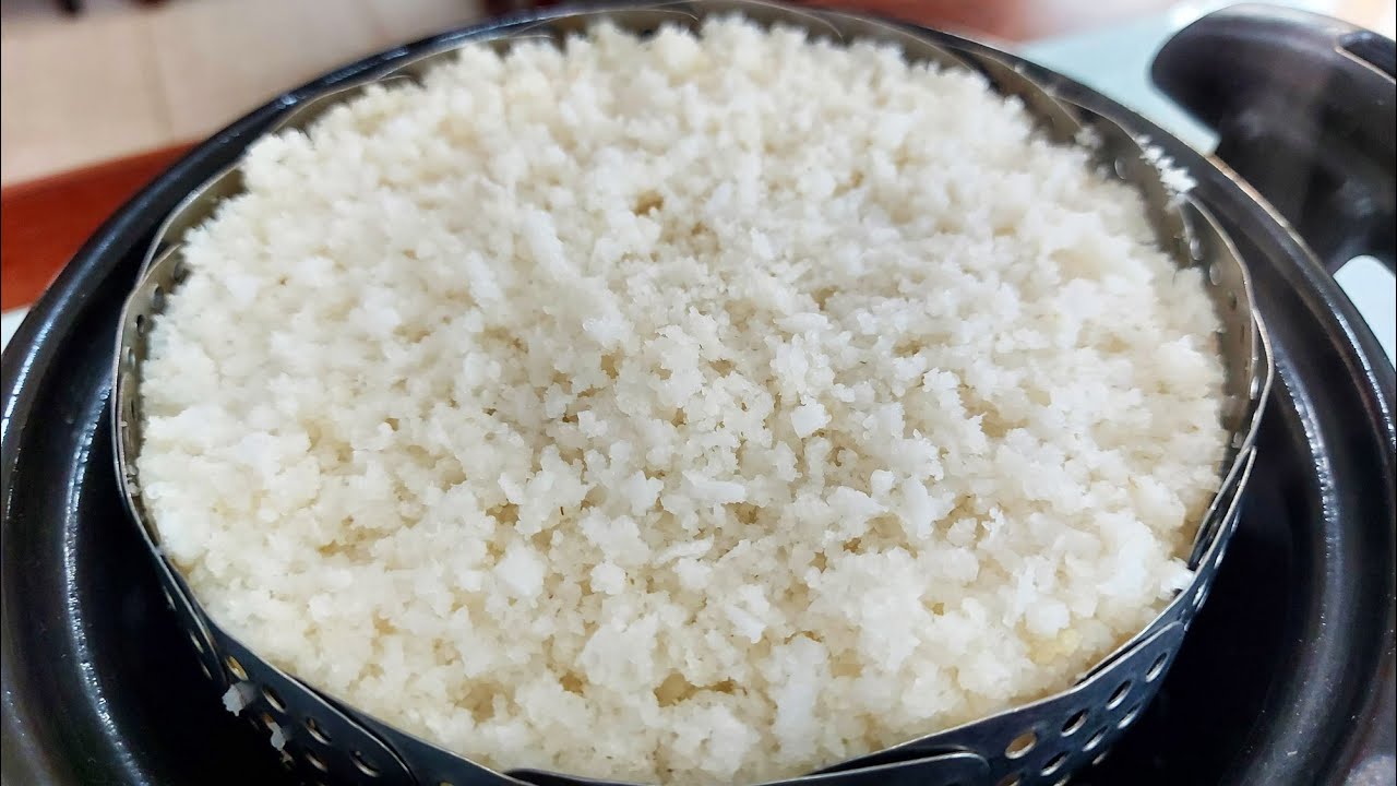 Cuscuz de Arroz com Leite de Coco