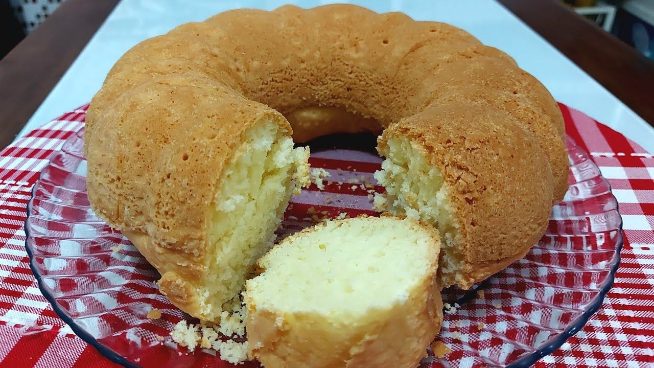 Bolo de Amido de Milho de Liquidificador com Leite de Coco