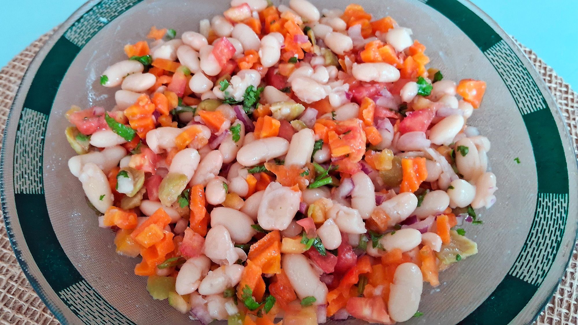 Receita de Salada de Feijão Branco