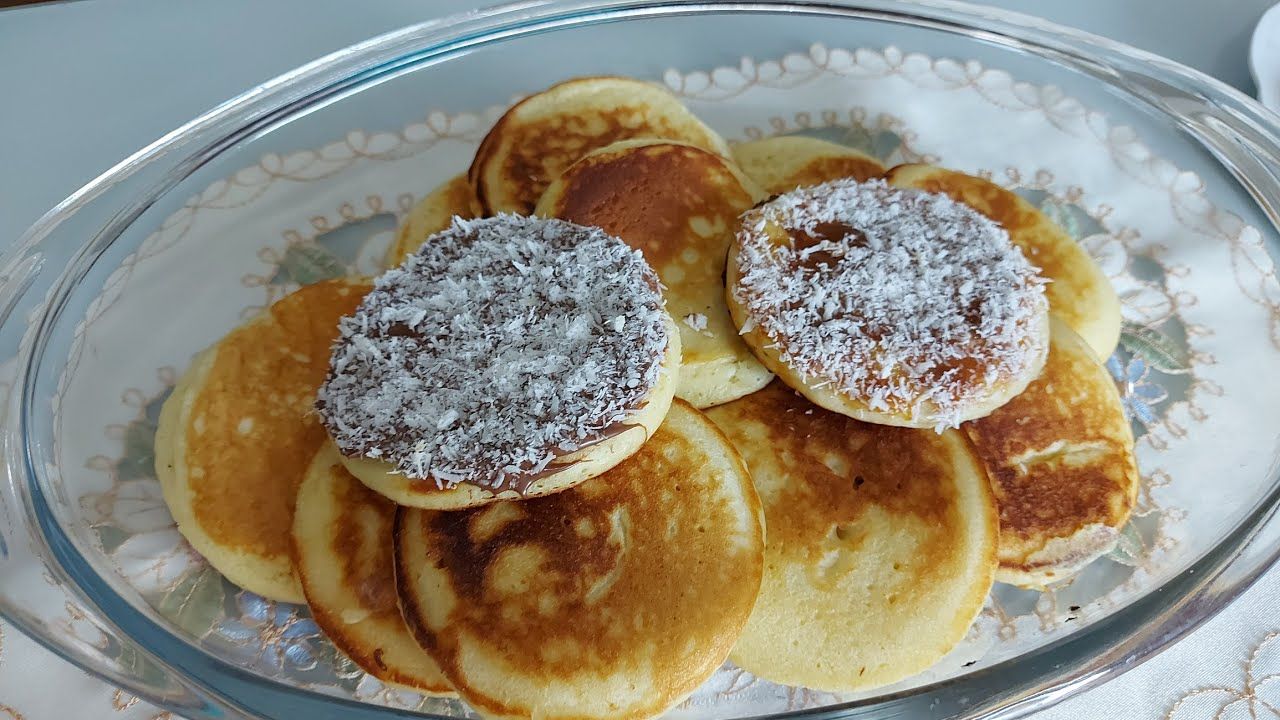 Panquecas de Coco Ralado Lanche Rápido e Delicioso