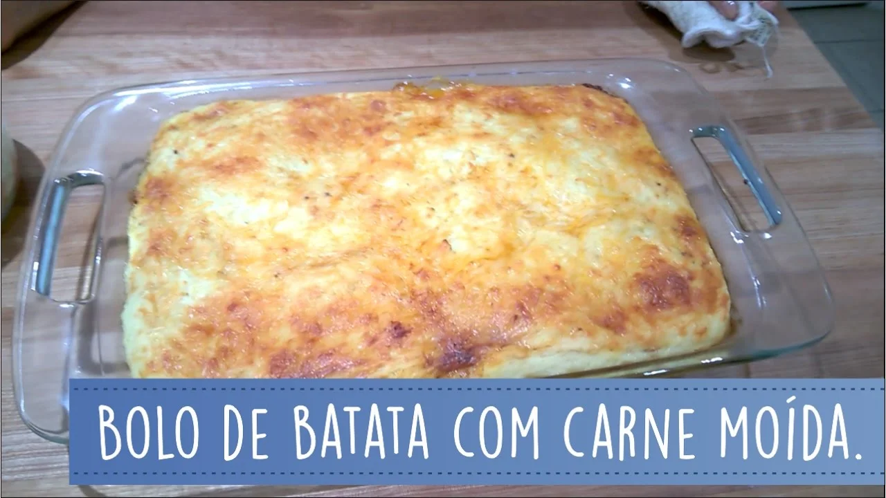 Bolo de batata com carne moída
