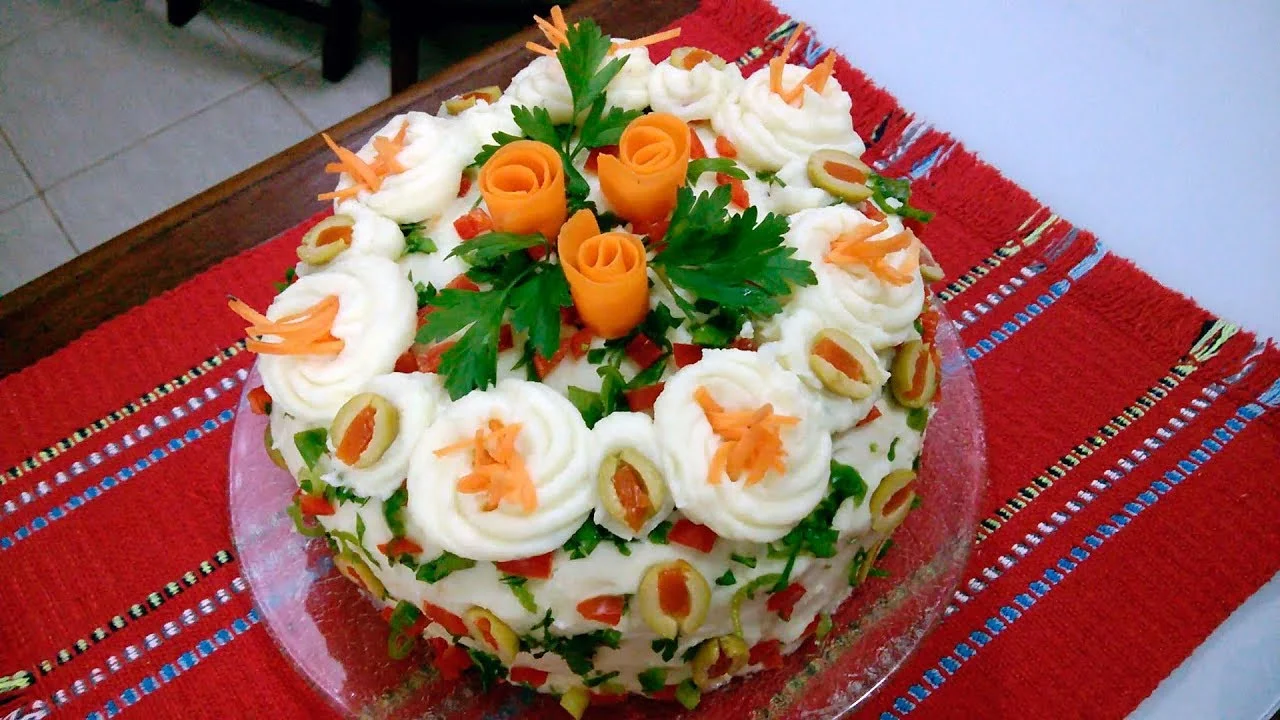 como montar uma torta salgada