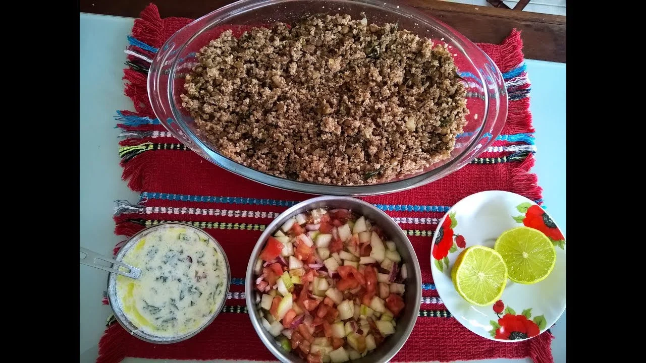 Lentilha com Trigo de Quibe e Carne Moída