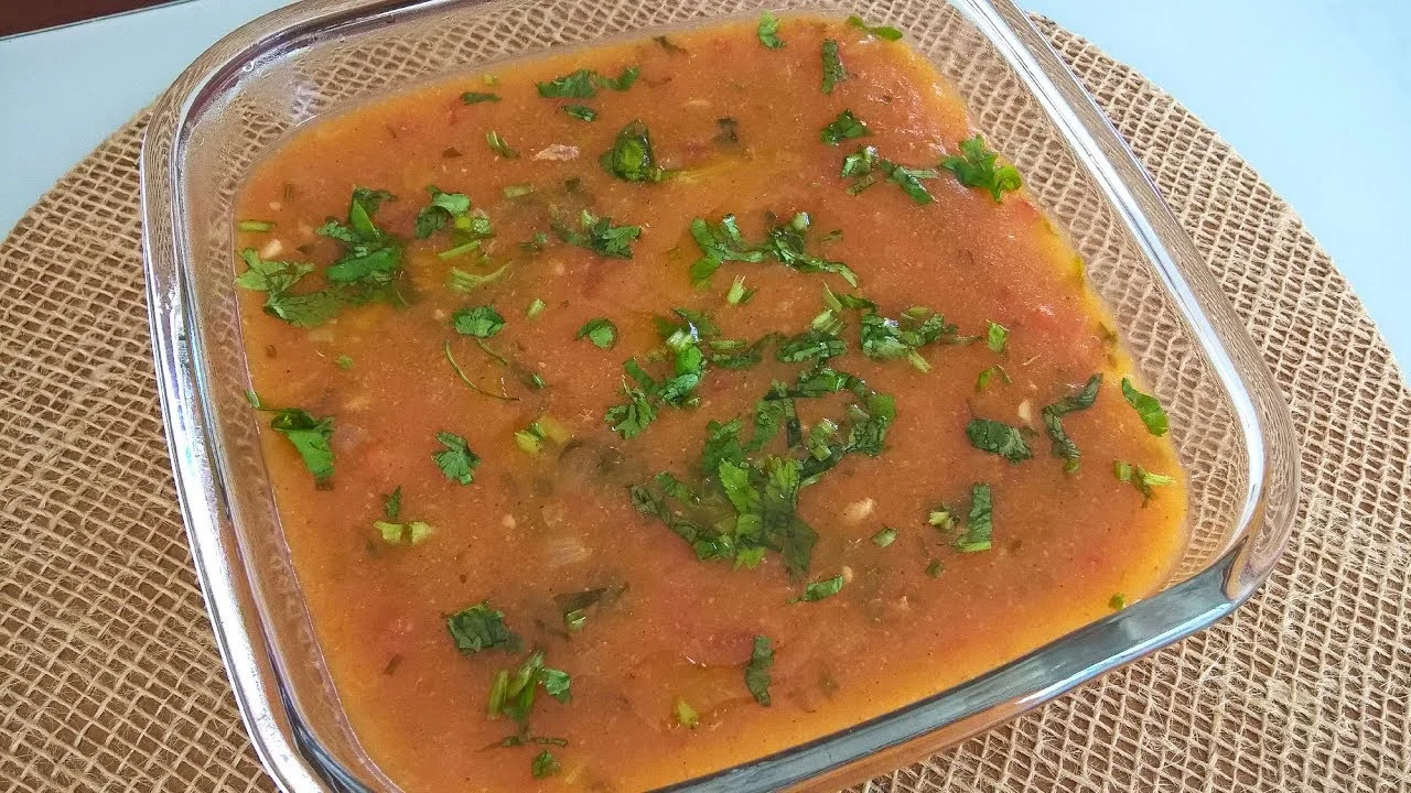 Pirão de Peixe com Caldo de Cavalinha