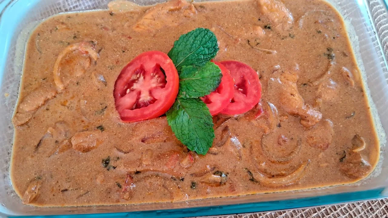 File de Peito de Frango com Molho de Iogurte