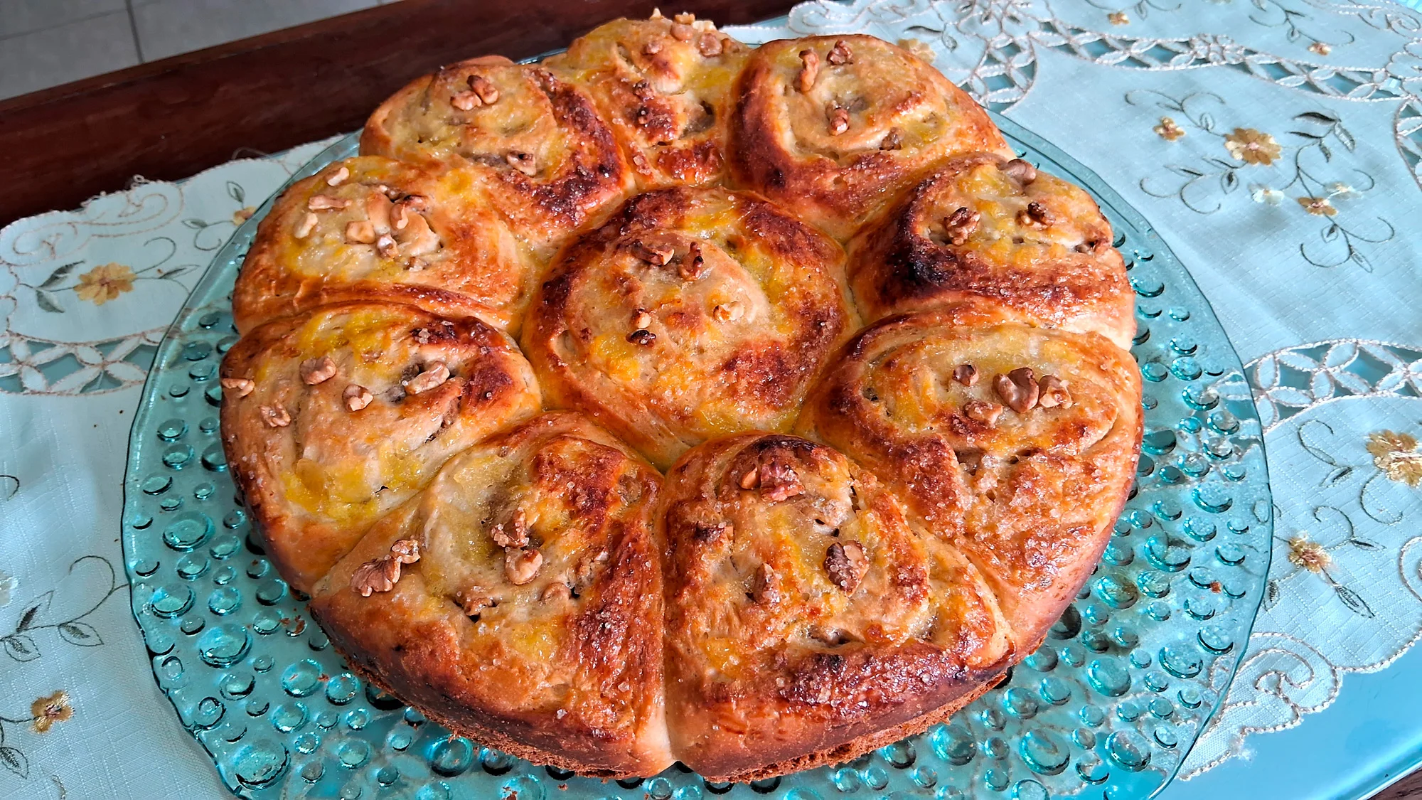 rosca de laranja com nozes